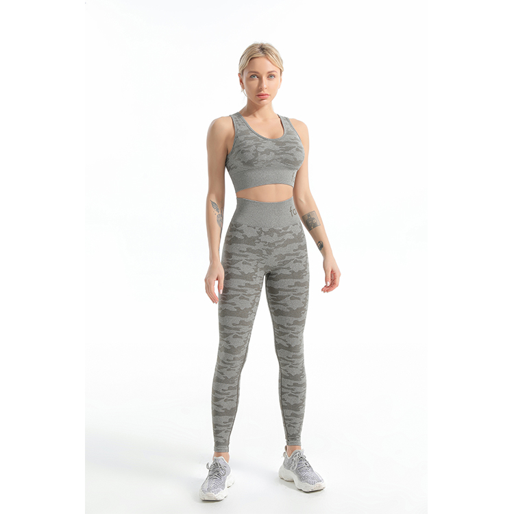 Seamless camouflage sports bra and leggings sets