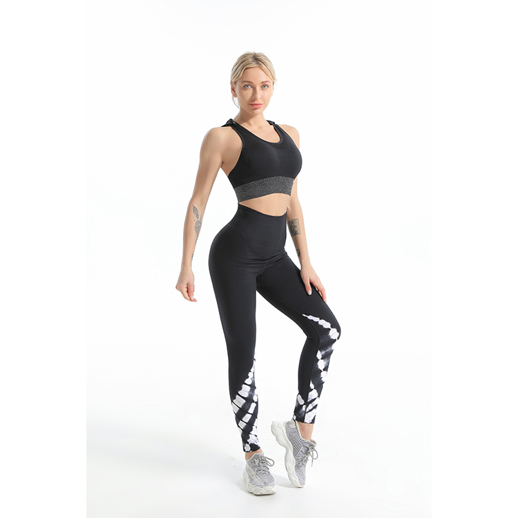 Seamless sports bra and tie dye leggings sets