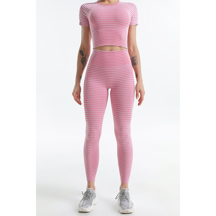 Seamless strip short sleeve crop top and leggings sets back full length 