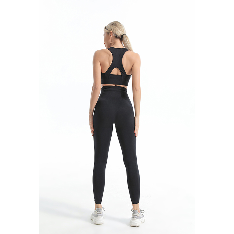 black sports bra and leggings sets back